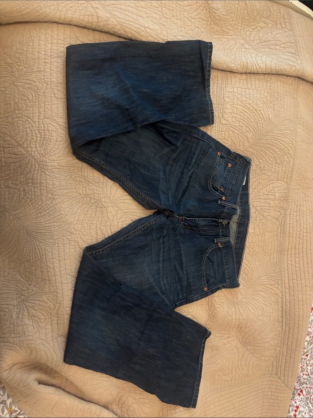 Levi's Dark Blue Men's slim Bootcut Jeans w31xL32